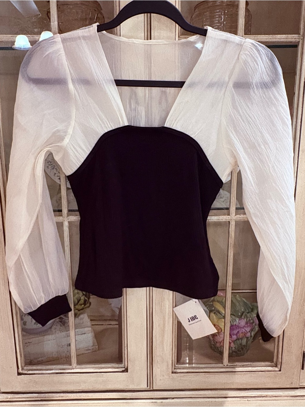 J.ING Black & Ivory Puff Sleeve Contrast Blouse - New With Tags